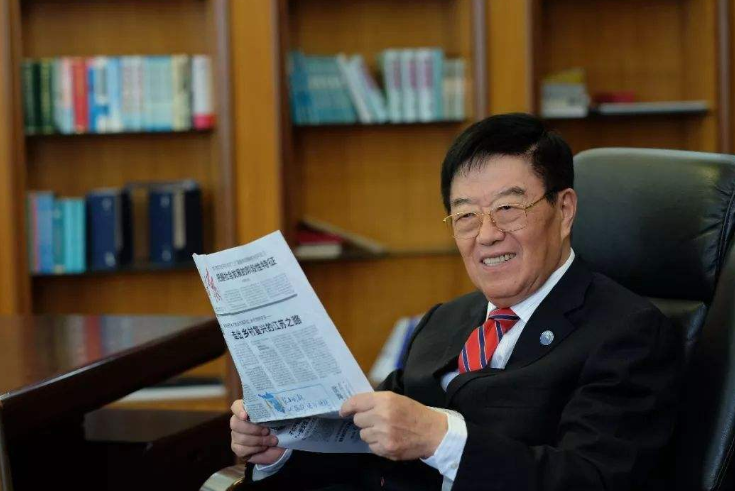 全國人大代表徐鏡人建議：推動中藥信息化智能化制造