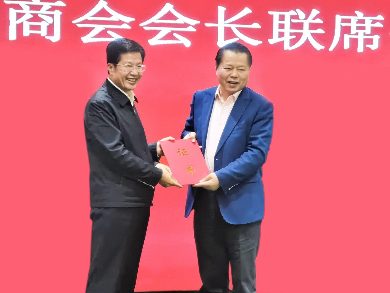 會企云集甘南共謀發(fā)展大計 丁佐宏為九色甘南“代言”