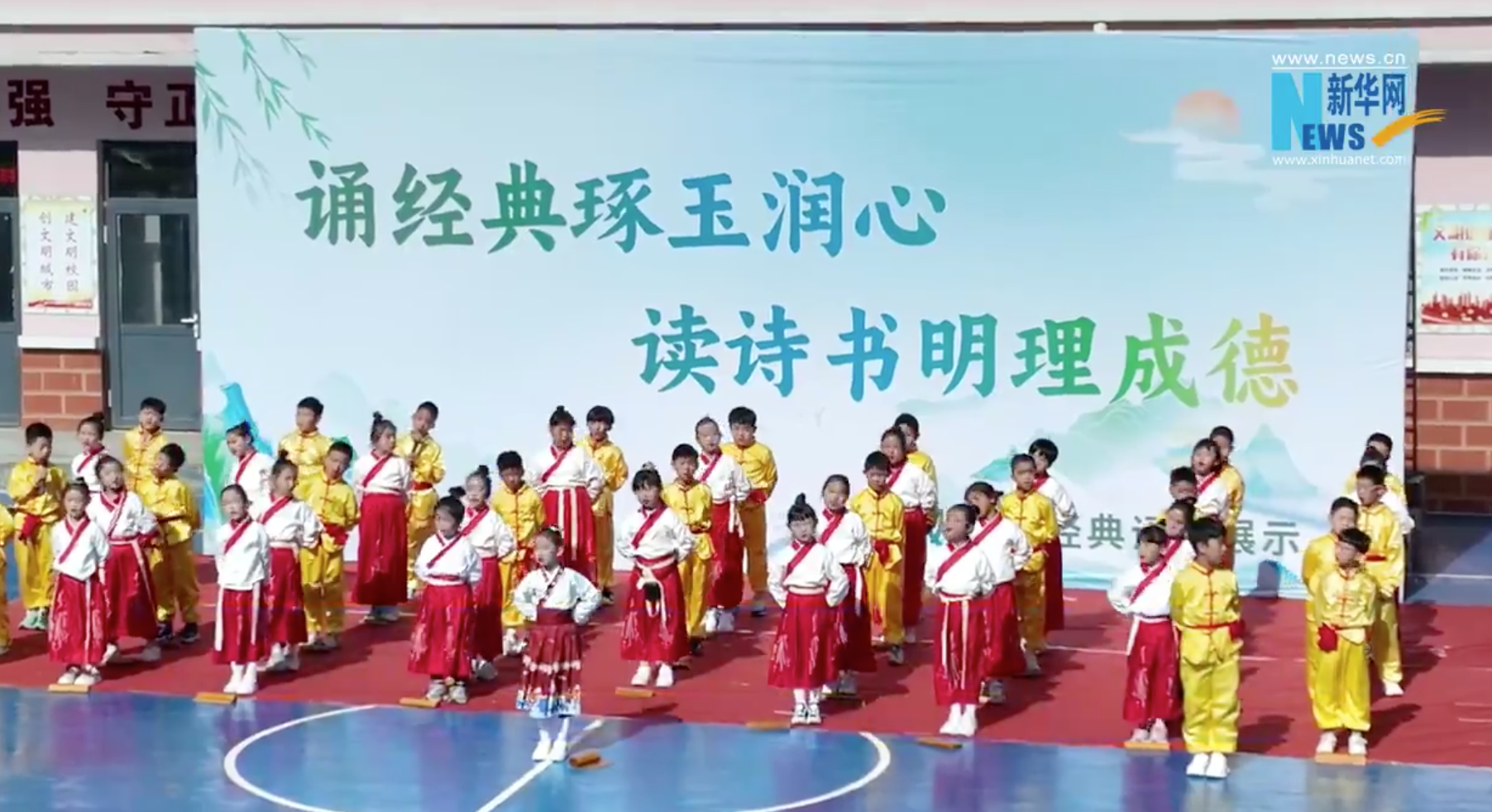 河北滄州：世界讀書日活動點(diǎn)亮閱讀之光