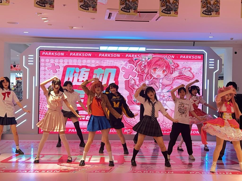 數(shù)讀經(jīng)濟(jì)“新信號(hào)”：“破圈”消費(fèi)場(chǎng)景點(diǎn)燃內(nèi)需新引擎